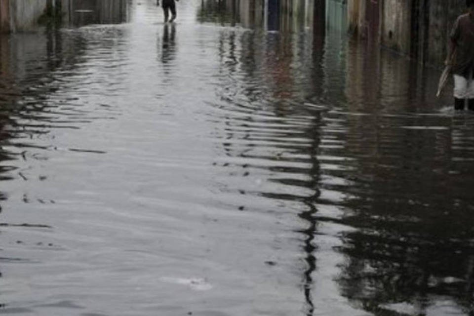 PR cria gabinete para atender cidades afetadas por chuva