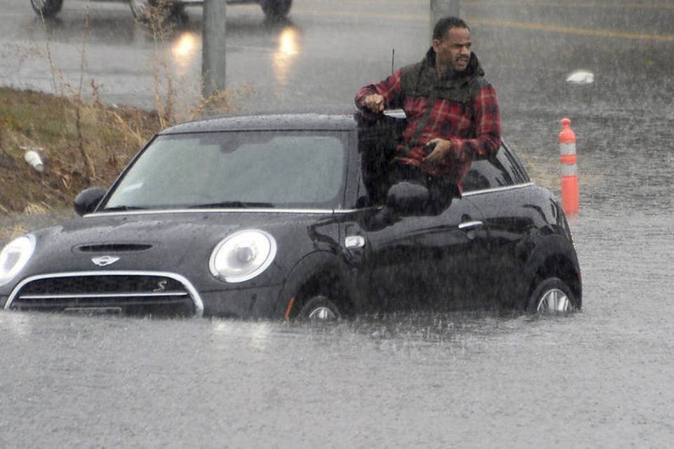 Chuva do El Niño alivia seca na Califórnia