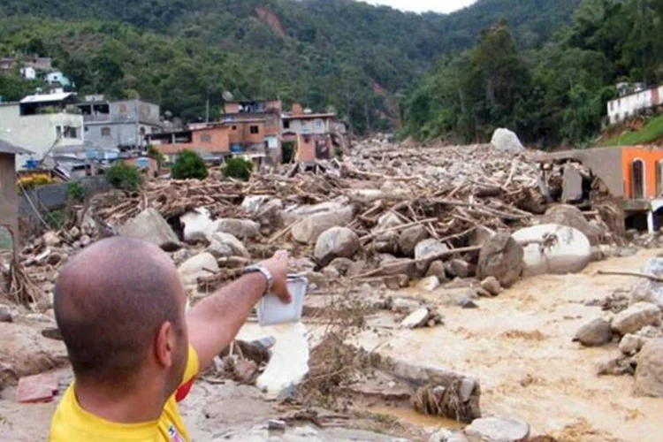 Especialistas criticam a autorização de moradias em áreas de encosta (Vladimir Platonow/ABr)