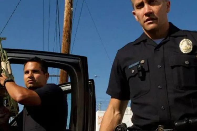 
	Cena do filme &quot;End of Watch&quot;: os atores Jake Gyllenhaal e Michael Pe&ntilde;a interpretam dois policiais
 (Divulgação)
