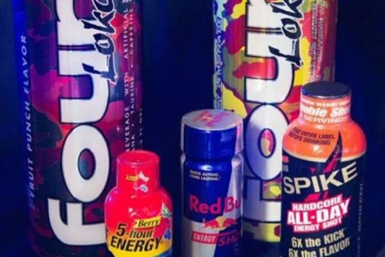 Energéticos: estados dos EUA querem proibir bebidas que combinam cafeína ao álcool (Paul J. Richards/AFP)