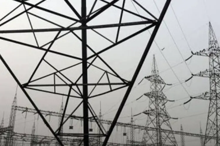 
	Energia el&eacute;trica: ONS tamb&eacute;m identificou falhas no religamento de energia, que demorou mais de quatro horas
 (Prakash Singh/AFP)