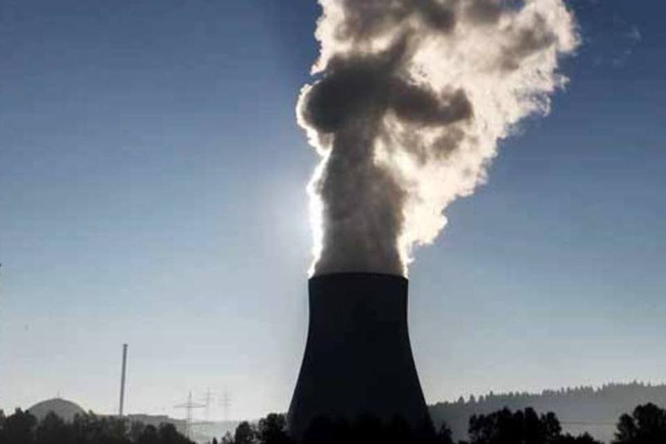 Senado italiano vota pela suspensão de programa nuclear