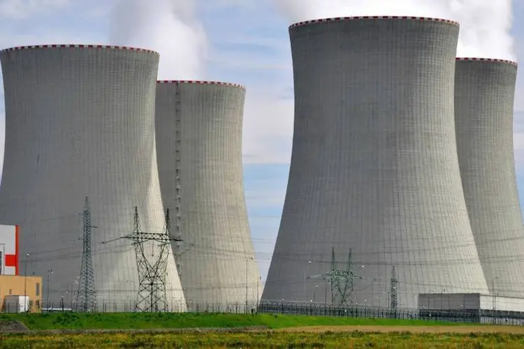 
	Usina nuclear: As autoridades ambientais ditaram san&ccedil;&otilde;es administrativas contra os oper&aacute;rios
 (Thinkstock/vencavolrab)