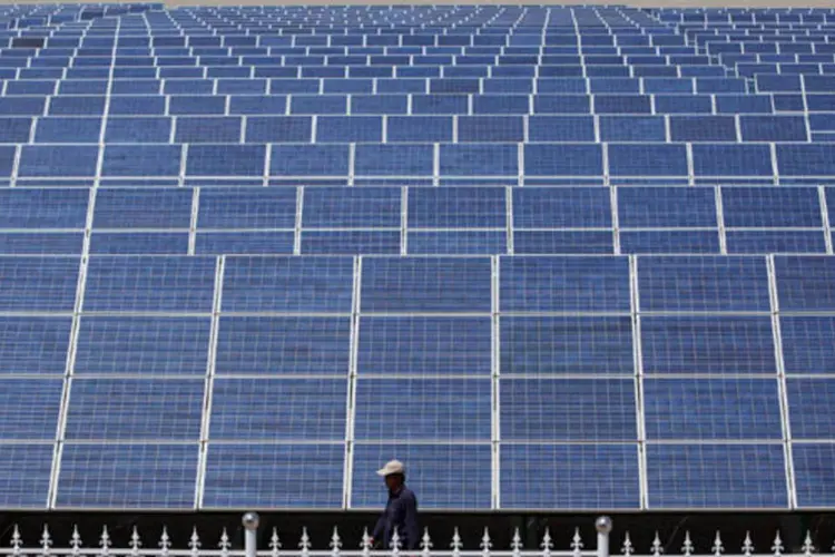 Energia solar: investimento britânico no setor de energias limpas despencou 70% (Getty Images)