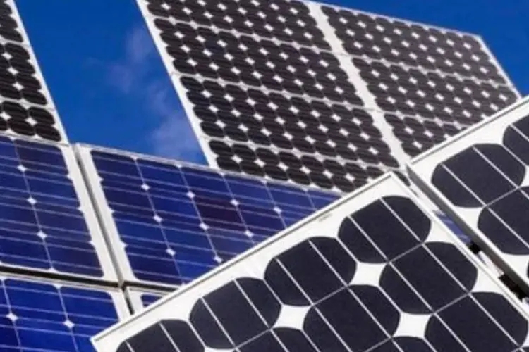 Segundo o governo, atender às localidades isoladas com energia solar é mais vantajoso financeiramente do que fazer a ligação por extensão de rede (Divulgação)