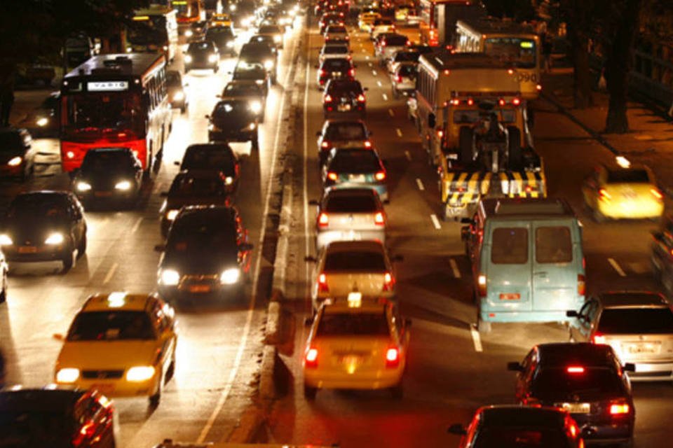 São Paulo tem 130 quilômetros de congestionamentos
