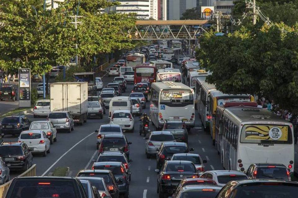 Os 50 carros mais vendidos em março de 2015