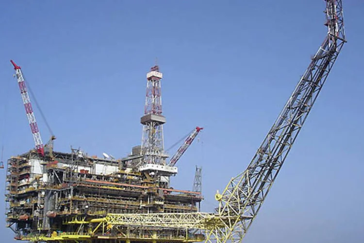 
	Plataforma de petr&oacute;leo: todas as empresas ficar&atilde;o inabilitadas para operar na Argentina por um prazo de 20 anos&nbsp;
 (Wikipedia)