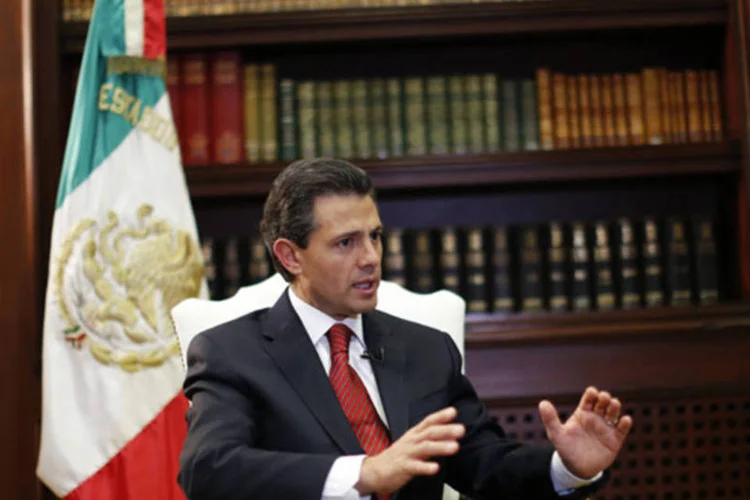 
	Pe&ntilde;a Nieto declarou que as duas na&ccedil;&otilde;es assumiram o compromisso de criar uma&nbsp;&quot;fronteira do s&eacute;culo 21&quot;&nbsp;e que para isso se definiram uma agenda de contatos e a&ccedil;&otilde;es
 (Claudia Daut/México)