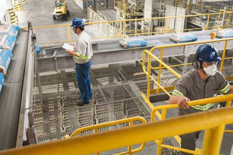 
	Votorantim: A f&aacute;brica consumiu investimentos de 860 milh&otilde;es de reais para ficar pronta
 (Divulgação Votorantim)