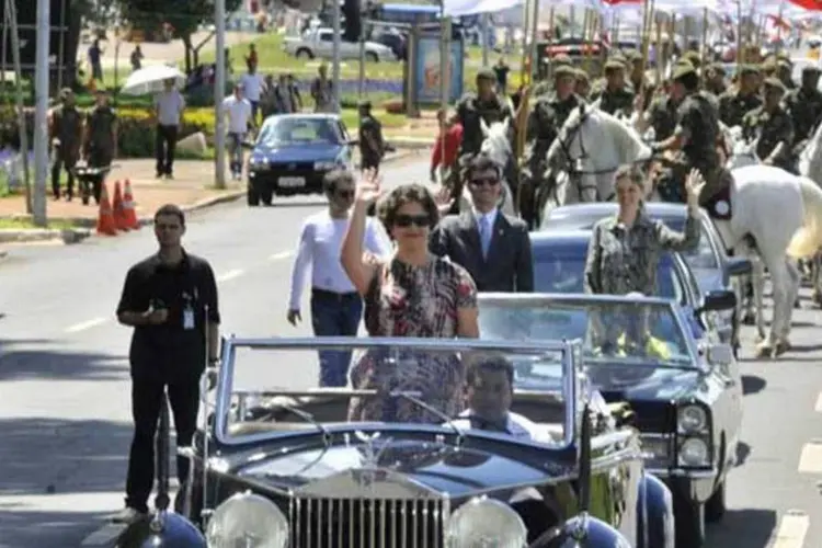 O trânsito foi interrompido em Brasília para realização do ensaio da posse de Dilma Rousseff (José Cruz/AGÊNCIA BRASIL)