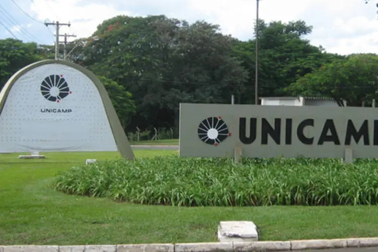 
	Entrada da Universidade Estadual de Campinas (Unicamp): foram convocados 15.761 candidatos para a segunda fase do vestibular
 (Creative Commons)