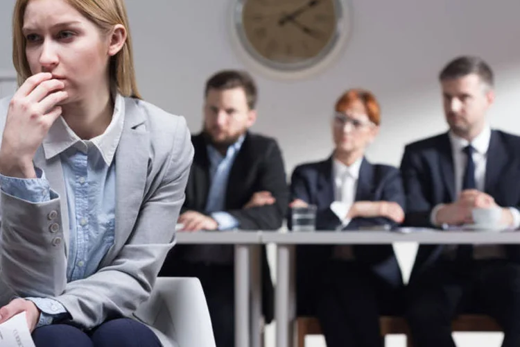 Entrevista de emprego: fazer a lição de casa vai além de ler sobre missão e valores da empresa (Thinkstock/KatarzynaBialasiewicz)