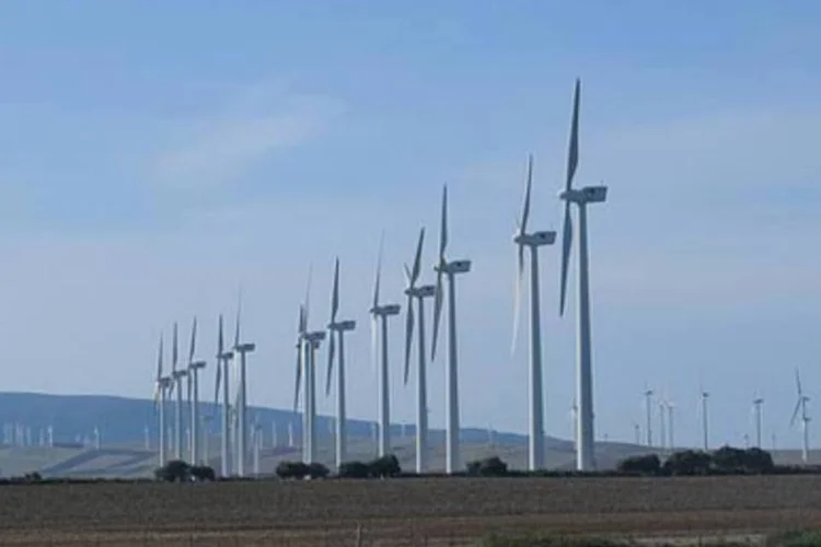 Primeira etapa de instalação da rede de trasmissão de energia eólica, que deve ser concluída em 2016, custará cerca de 1,8 bilhão de dólares.
