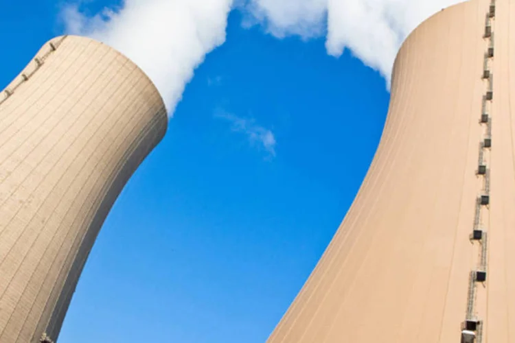 
	E.ON: desmembramento deixar&aacute; a E.ON com um portf&oacute;lio de neg&oacute;cios de redes de distribui&ccedil;&atilde;o de energia e de energia renov&aacute;vel
 (Bloomberg)
