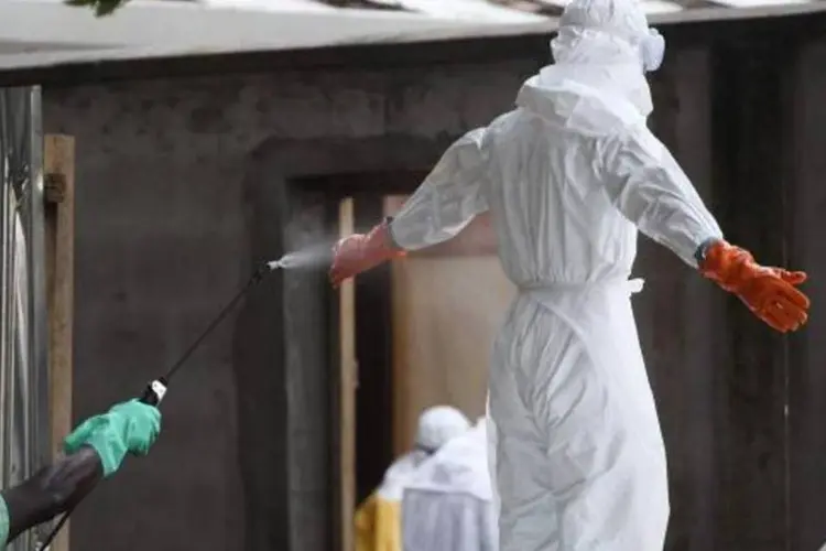 OMS elogia trabalho desenvolvido no Mali para conter o surto de ebola (Ahmed Jallanzo/Agência Lusa/Agência Brasil)