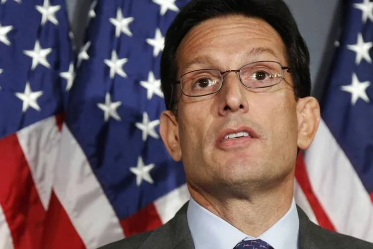 Eric Cantor durante uma coletiva de imprensa no Capitólio, em Washington (Jonathan Ernst/Reuters)