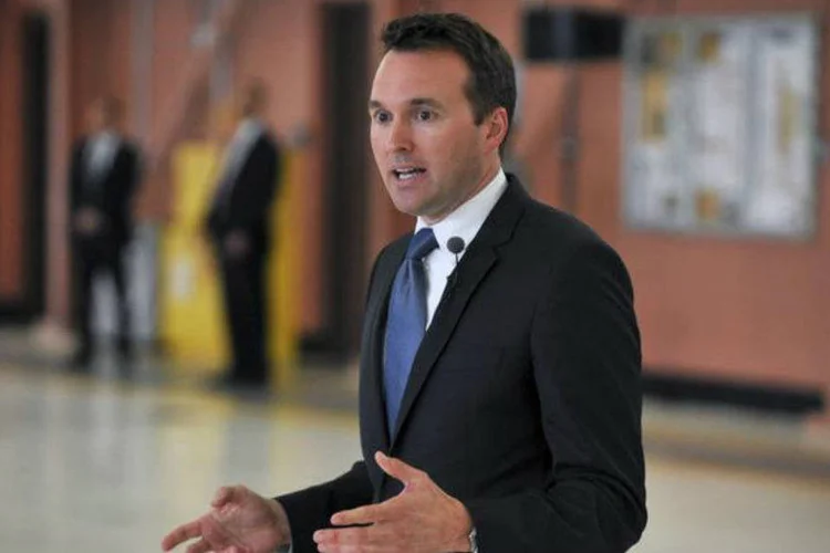 Eric Fanning durante evento em Nova York (Chris Muncy/Divulgação/Reuters)