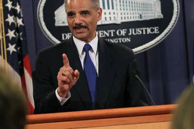 O procurador geral dos EUA, Eric Holder, vai trabalhar junto com o Departamento de Defesa (Mark Wilson/Getty Images)