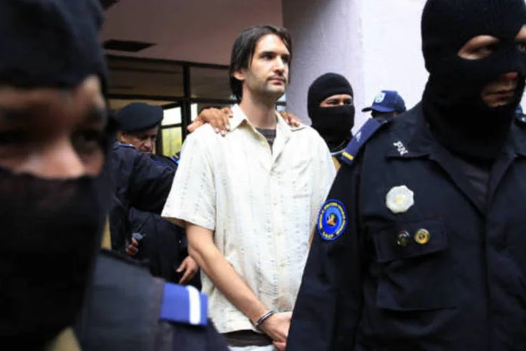  Eric Justin Toth estava na lista do FBI desde que o Distrito de Columbia e Maryland, nos Estados Unidos, emitiram ordens de prisão em 2008 ( REUTERS/Oswaldo Rivas)