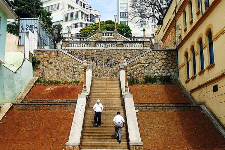 Bixiga: tradicional bairro de São Paulo abriga 88ª edição da Festa de Nossa Senhora Achiropita (Dornicke/Wikimedia Commons)