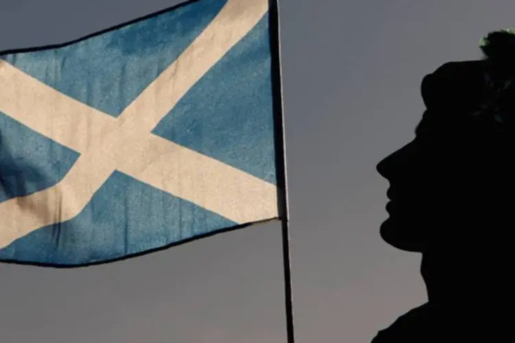 
	Bandeira da Esc&oacute;cia:&nbsp;cerca de 45% dos escoceses s&atilde;o partid&aacute;rios da perman&ecirc;ncia no Reino Unido
 (Getty Images)