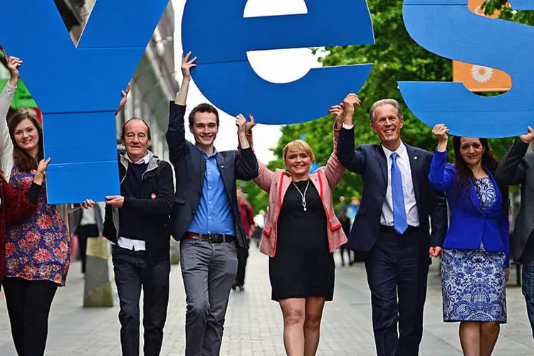 Grupo de apoiadores da independência da Escócia: referendo que será realizado nesta quinta-feira, 18, irá definir se escoceses permanecerão com o Reino Unido (Getty Images)