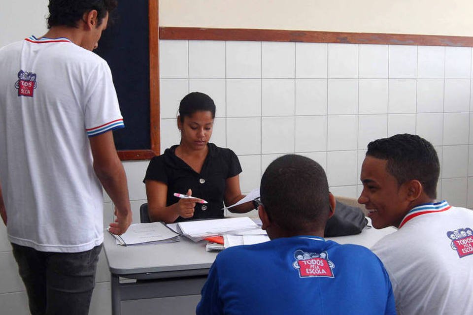 Especialista defende investimento na educação brasileira