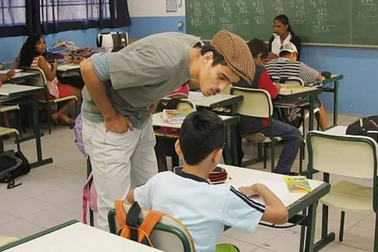 Sala de aula: segundo a pesquisa, a educação inclusiva pode evitar o preconceito de forma duradoura (Marcos Santos/USP Imagens)