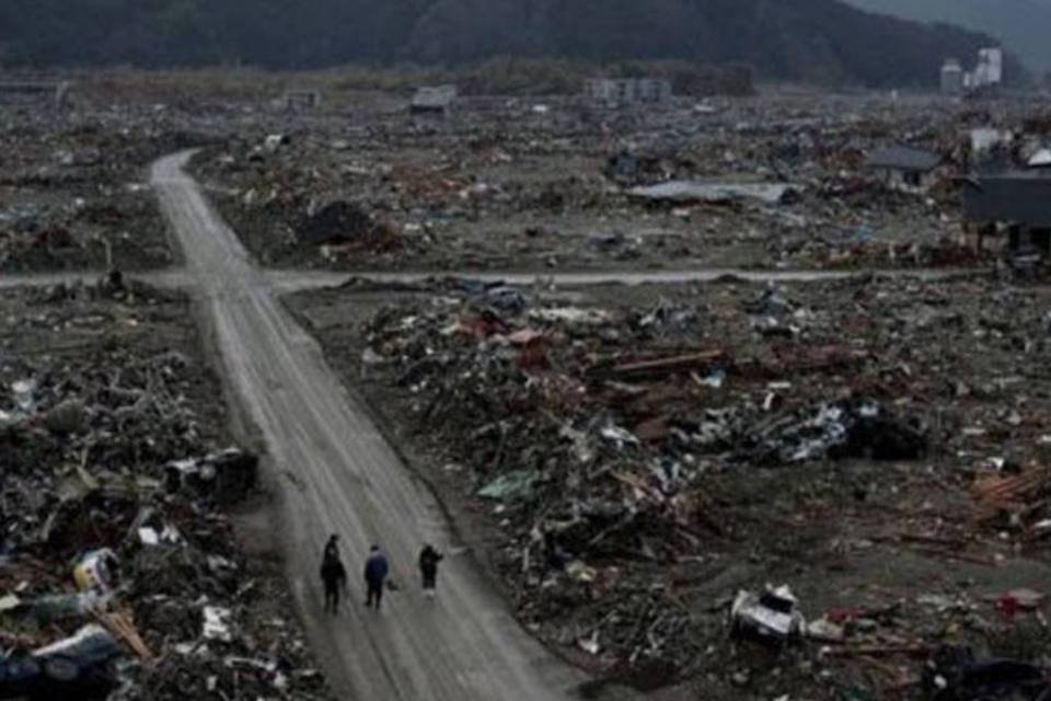 Quatro meses após terremoto, Japão continua sua lenta reconstrução