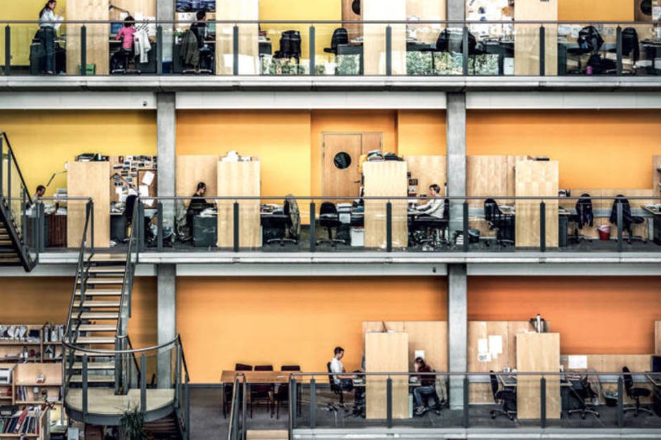 Cada um no seu quadrado: a arquitetura corporativa atende mais a empresa do que o funcionário (Getty Images)