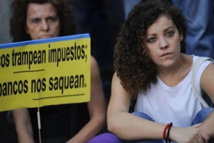 Manifestantes protestam contra medidas de austeridade na Espanha
 (Pedro Armestre/AFP)