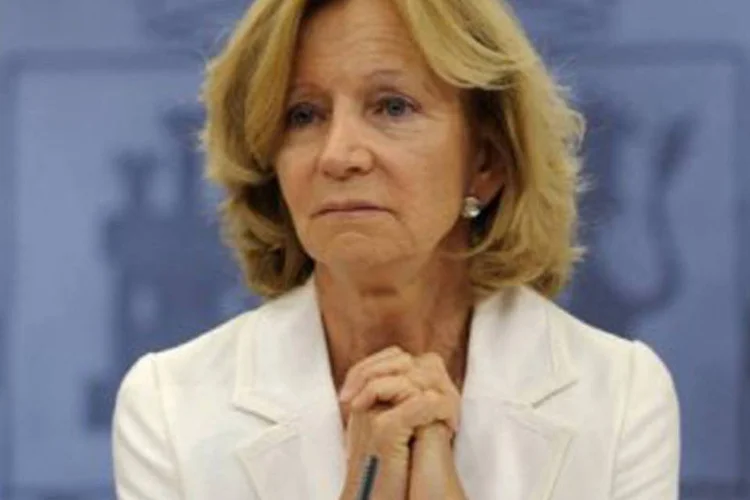 A ministra espanhola de Economia, Elena Salgado especificou que o imposto será aplicado a partir de uma base de 700 mil euros
 (Dani Pozo/AFP)