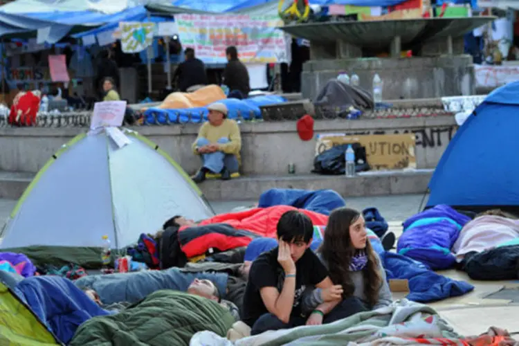 O número de pessoas acampadas na Porta do Sol hoje diminuiu com relação aos dias anteriores (Jasper Juinen/Getty Images)