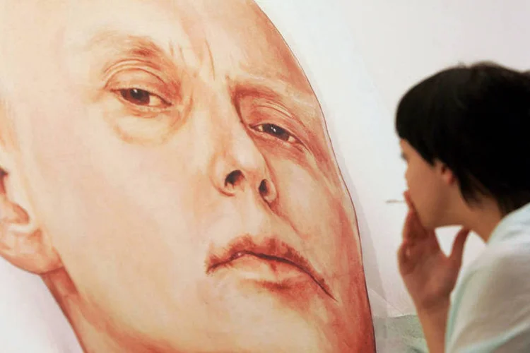 
	Mural do ex-espi&atilde;o russo: &quot;O cont&iacute;nuo fracasso da R&uacute;ssia para permitir que os autores deste terr&iacute;vel crime possam ser levados &agrave; justi&ccedil;a &eacute; inaceit&aacute;vel&quot;
 (Natalia Kolesnikova / AFP)