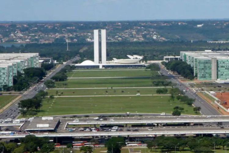 Esplanada dos Ministérios, em Brasília: governador quer estimular transporte coletivo (Mario Roberto Durán Ortiz/Wikimedia Commons)
