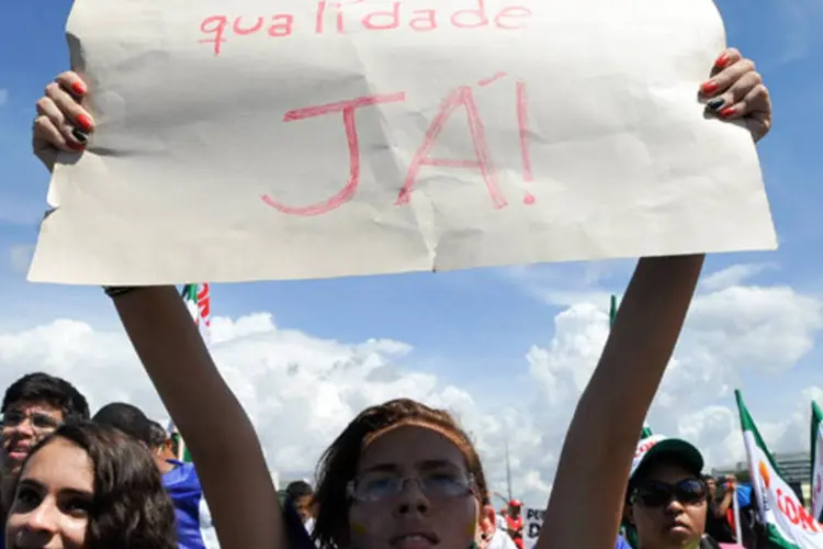 
	Educa&ccedil;&atilde;o: &quot;Hoje a situa&ccedil;&atilde;o do pa&iacute;s &eacute; de total descaso com a educa&ccedil;&atilde;o p&uacute;blica, j&aacute; era no governo Dilma, agora no governo Temer piorou&quot;
 (Antônio Cruz/ABr)