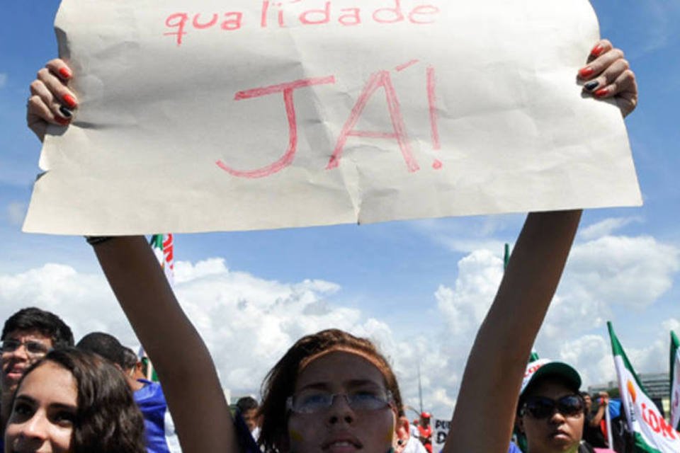 Brasil já investiu mais de R$ 25 bilhões em educação em 2013