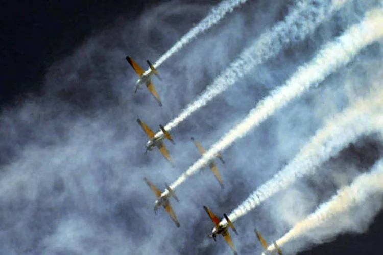 Aviões da Esquadrilha da Fumaça: comemoração de aniversário teve apresentação em Brasília (Marcello Casal Jr. / Agência Brasil)
