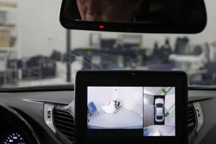 Demonstração do sistema de estacionamento com câmeras em um centro de pesquisas da Hyundai (Kim Hong-Ji/Reuters)