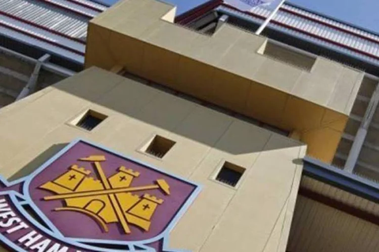 
	Torcedores do West Ham teriam proferido insultos antissemitas no &uacute;ltimo domingo, durante o cl&aacute;ssico londrino contra o Tottenham
 (AFP/File / Ian Kington)