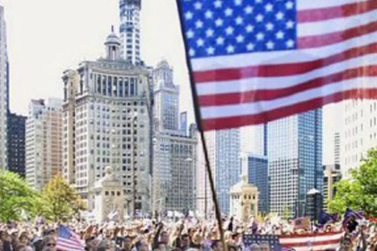 O anúncio da Moody's está em linha com o emitido na segunda-feira pela Standard & Poor's, que também decidiu manter a medição de risco da dívida americana em AA+ (John Zich/AFP)