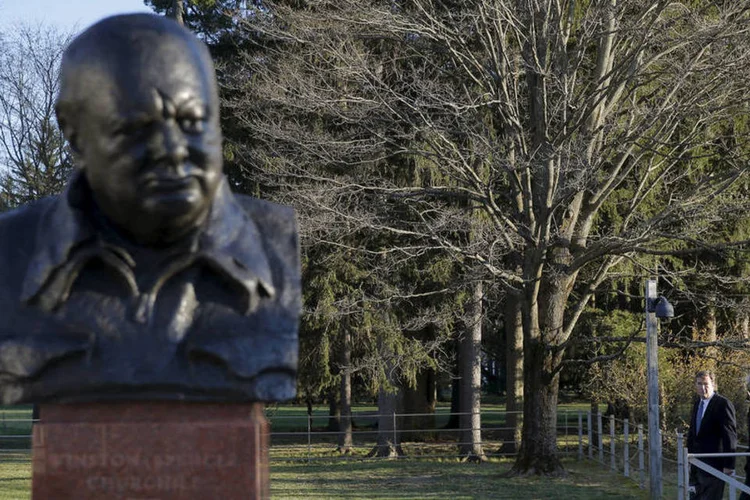 
	Churchill: o conservador questionou o pedido feito pelo presidente dos EUA para que os brit&acirc;nicos perman&ccedil;am na UE, sugerindo que Obama odeia o Imp&eacute;rio Brit&acirc;nico
 (Brian Snyder / Reuters)