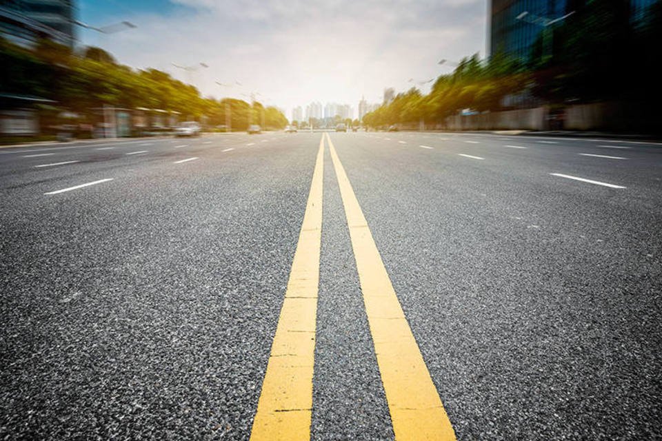 Reino Unido testará caminhões sem motoristas em estradas