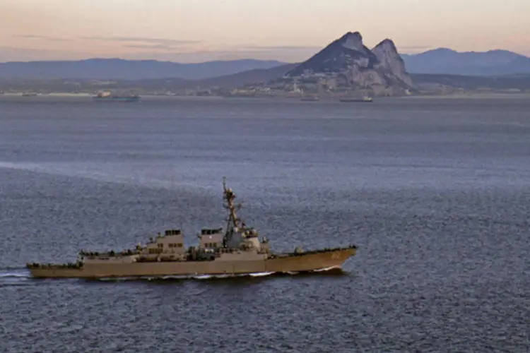 Estreito de Gibraltar: Grã-Bretanha afirmou que uma embarcação de pesquisa do governo espanhol tentou realizar atividades em águas de Gibraltar no dia 1º de abril (Reuters/Reuters)