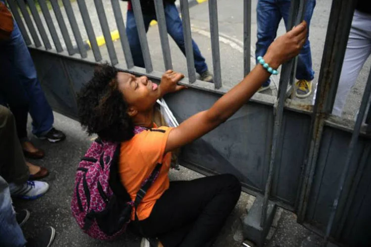 Estudante chega atrasada e perde a prova do Enem 2014 na UERJ  (Tomaz Silva/ABr)