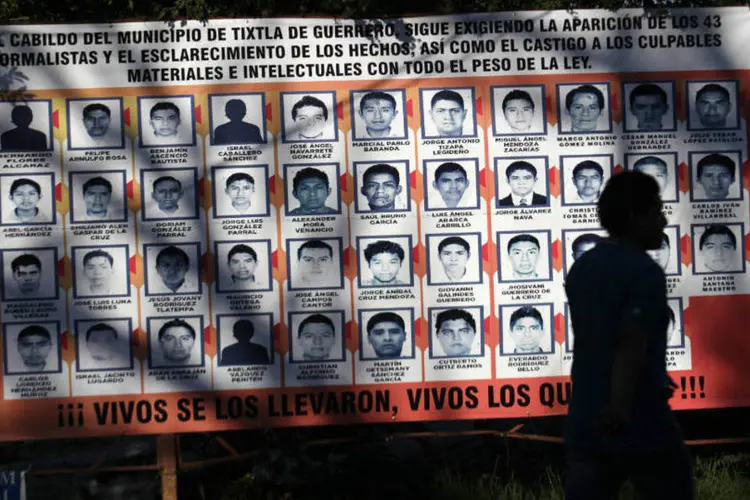 
	Estudantes desaparecidos: os familiares preferiram convocar na capital mexicana um ato
 (Daniel Becerril/Reuters)