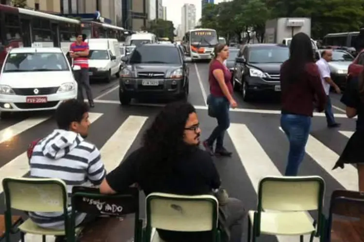 
	Estudantes protestam contra fechamento das escolas do estado de SP
 (Divulgação/Facebook Não fechem minha escola)