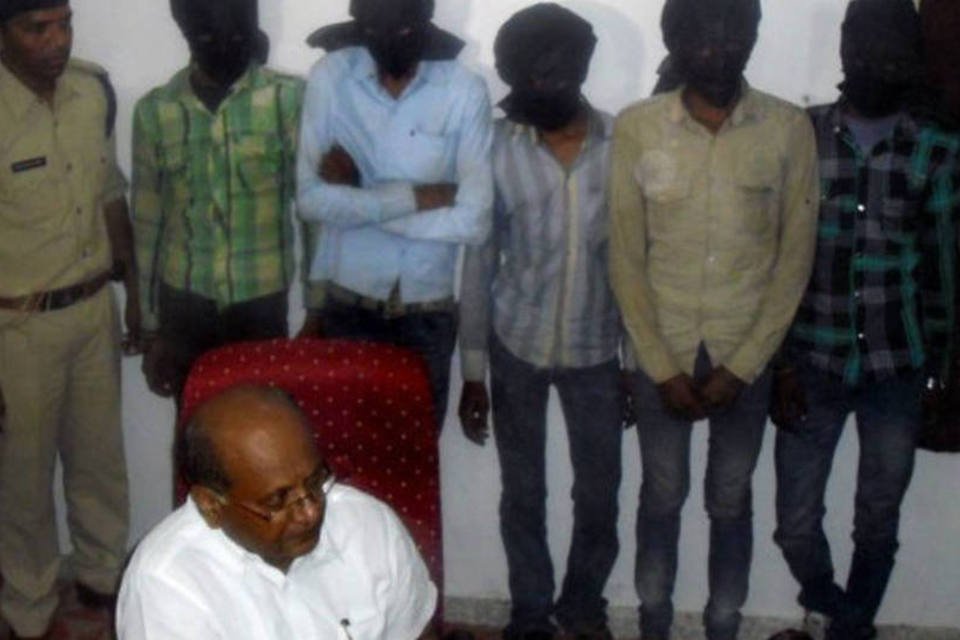 Seis homens são acusados de estuprar turista suíça na Índia
